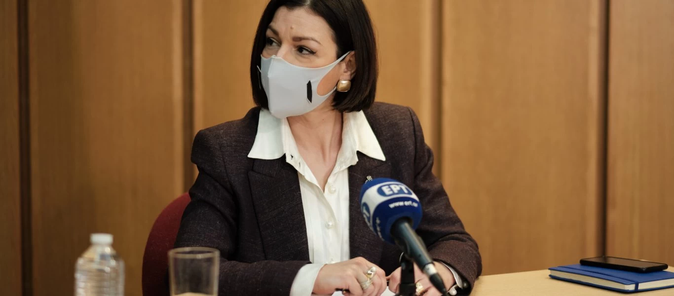 Η Α.Πελώνη ανέλαβε καθήκοντα και «βλέπει» 1.360 ΜΕΘ στη χώρα - Τελικά πόσες είναι;